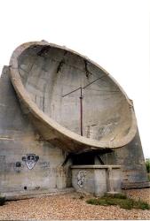 [Photograph of the 30' mirror by Paul Shearsmith]