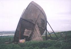 [Hythe 30 foot sound mirror, May 2003]