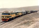 [DES2200 locos hauling freight train]