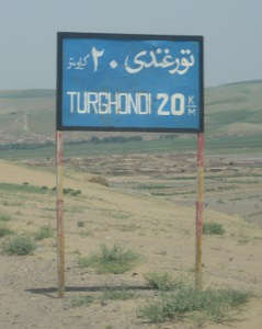 Turghondi road sign