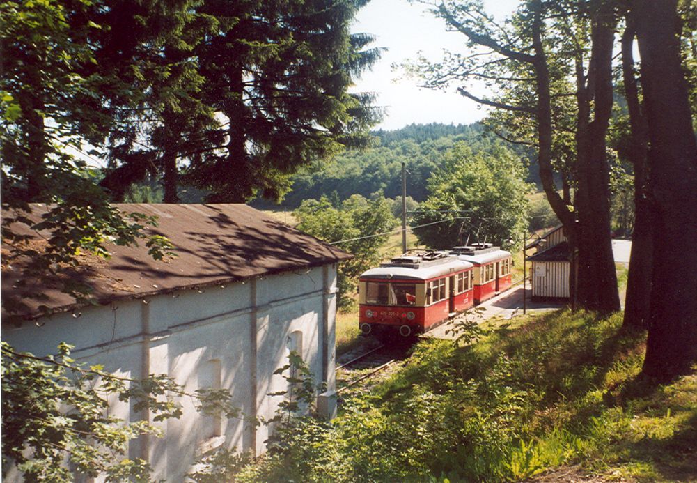 An electric train at Cursdorf, the end of the electrified branch from the top of the Oberweissbacher Bergbahn.