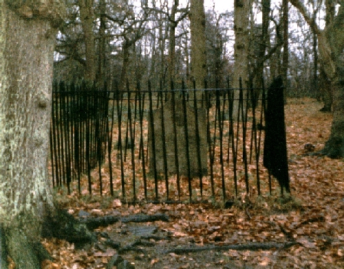 [Charcoal burner's grave]
